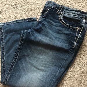 EUC. MissMe cuffed Capri. Size 34